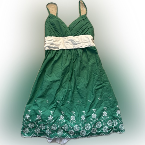 Dresses & Skirts - Vintage Y2K My Michelle green and white dress size 7